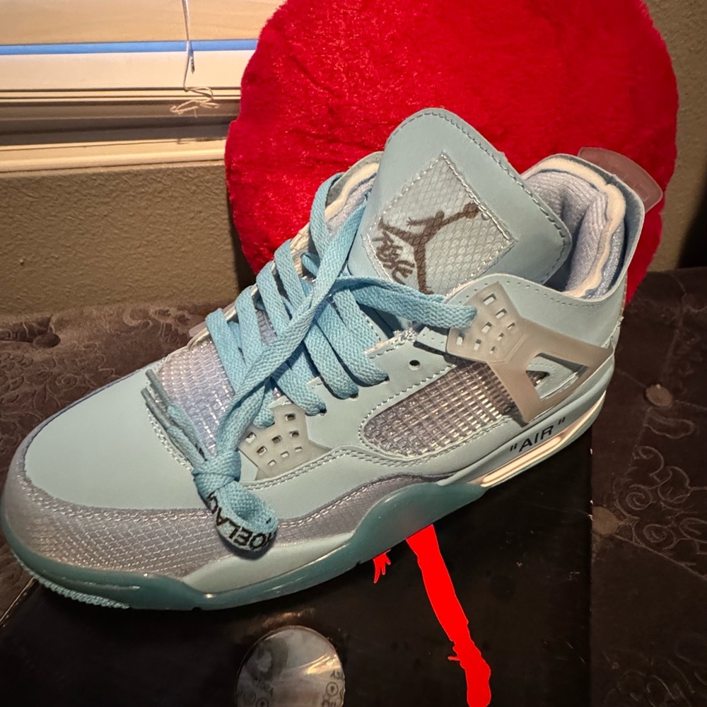 Air 4 Retro Blue Sneakers